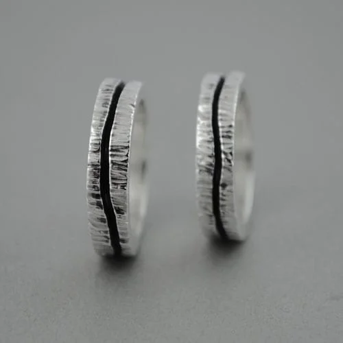 Alianzas de plata corteza de árbol y línea - Vacía La Nevera Alianzas de plata corteza de árbol y línea