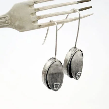 Pendientes de plata latas de conservas