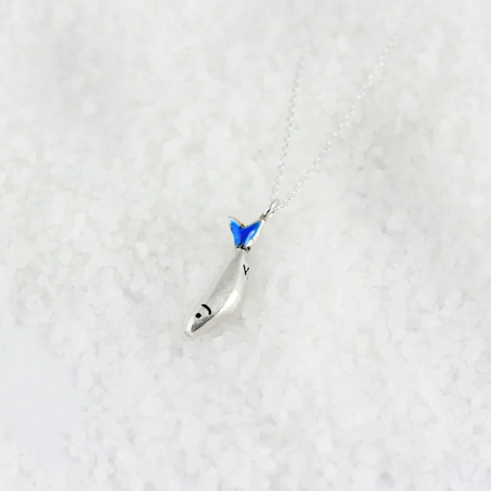 Silver choker sardine
