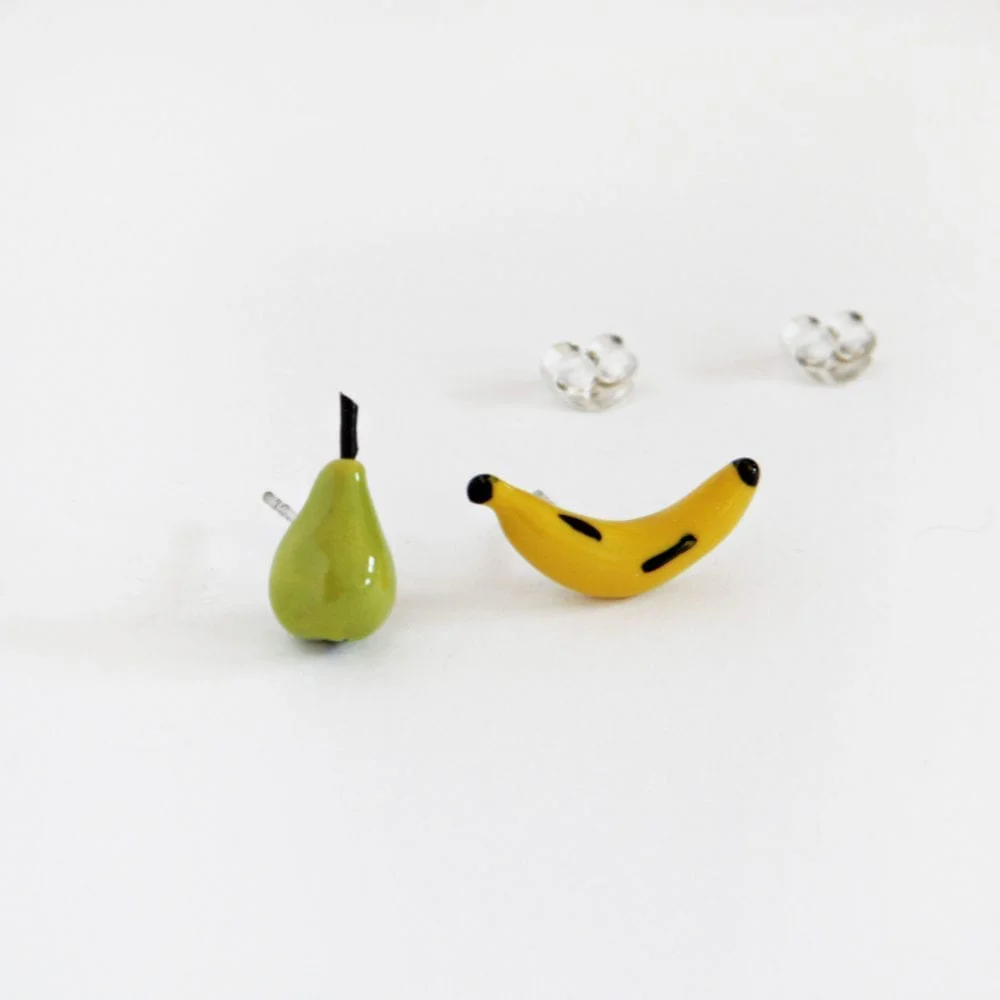 Pendientes diferentes Pera y plátano