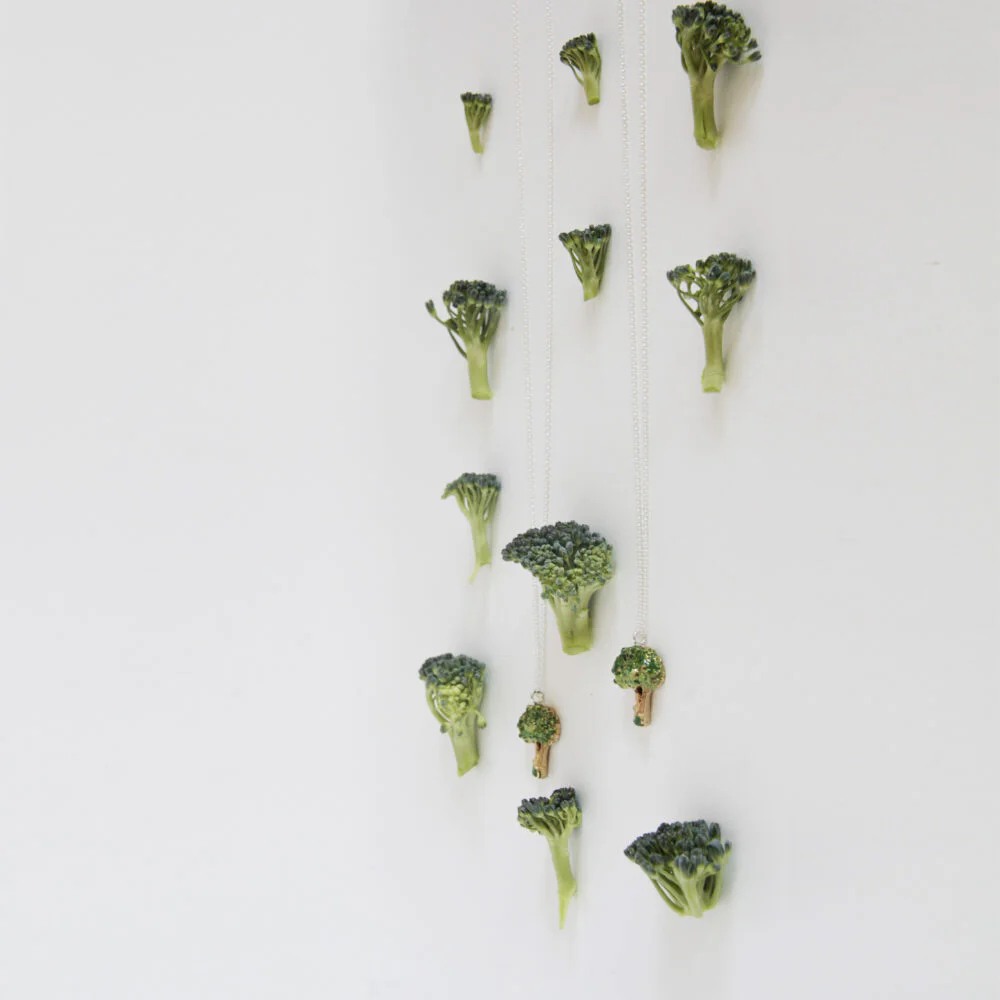 Silver chocker Broccoli
