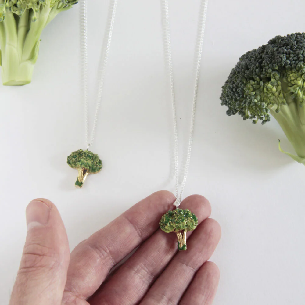 Silver chocker Broccoli